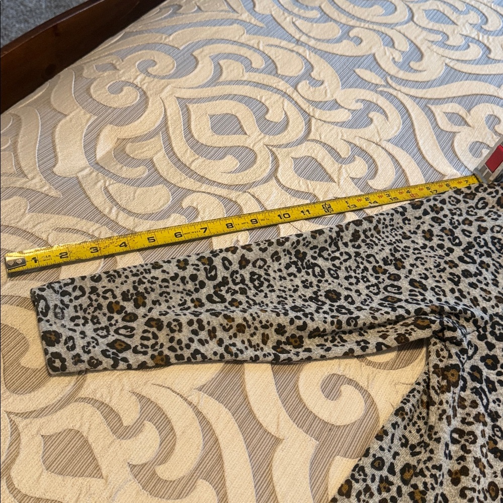 SHARAGANO LADIES TOP LEOPARD PRINT SZ XL - Picture 11 of 12